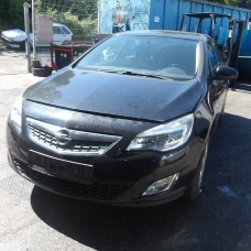 AUTO ZA DIJELOVE Opel Astra 2012 1.6