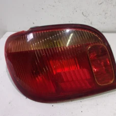 ŠTOP SVIJETLO LIJEVA Toyota Yaris 2004 1.0