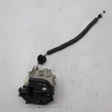 MEHANIZAM ZAKLJUČAVANJA PREDNJA DESNA Audi A6, S6 2013 3.0 TDI AVANT AUT. 8l1837016c