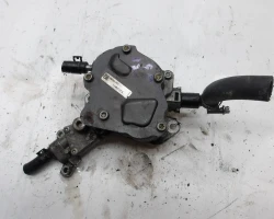 VAKUMSKA PUMPA Volkswagen Golf 2004 V. 1.9 TDI 038145209Q
