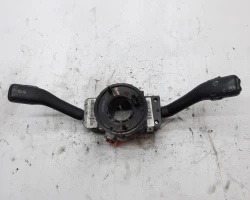 RUČICA POD VOLANOM Volkswagen Golf 2002 1.6 8l0953513g / 4bo953503