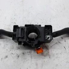 RUČICA POD VOLANOM Volkswagen Golf 2002 1.6 8l0953513g / 4bo953503