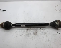 POLUOSOVINA PREDNJA DESNA Volkswagen Polo 2016 1.2 TSI 6r0407762k