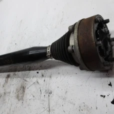 POLUOSOVINA PREDNJA DESNA Volkswagen Polo 2016 1.2 TSI 6r0407762k