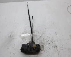 MEHANIZAM ZAKLJUČAVANJA PREDNJA DESNA Opel Insignia 2010 2.0 DT SW