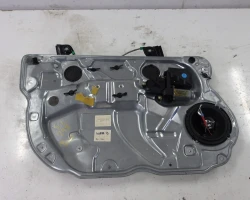 MEHANIZAM STAKLA PREDNJA LIJEVA Volkswagen Polo 2003 1.4 6q0837751