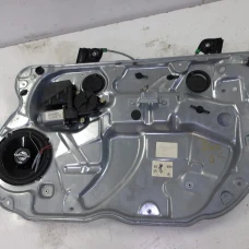 MEHANIZAM STAKLA PREDNJI DESNI Volkswagen Polo 2003 1.4 6q0837752