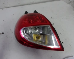 ŠTOP SVIJETLO LIJEVA Renault CLIO III 2012 1.5 DCI 8200886944