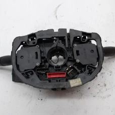 RUČICA POD VOLANOM Renault MEGANE II 2005 1.5 DCI 8200155865