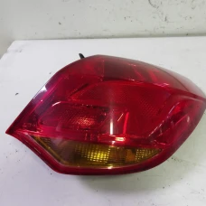 ŠTOP SVIJETLO DESNA Opel Astra 2012 1.6 13306454
