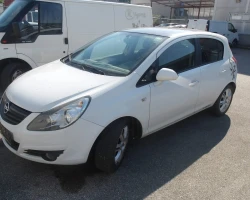 AUTO ZA DIJELOVE Opel Corsa 2010 1.4