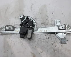 MEHANIZAM STAKLA PREDNJI DESNI Citroën C3 2018 1.2 9813093380 9813022480