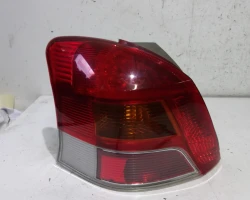 ŠTOP SVIJETLO LIJEVA Toyota Yaris 2010 1.0 815610D250