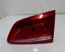 ŠTOP SVIJETLO DESNA Volkswagen Passat 2012 2.0TDI AUT. 4 MOTION 3af945094k