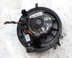 VENTILATOR KABINE Volkswagen Golf 2016 VII. 1.6 TDI VARIANT 5q1819021d