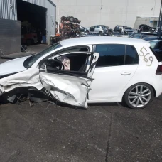 AUTO ZA DIJELOVE Volkswagen Golf 2010 1.6 TDI