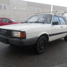 AUTO ZA DIJELOVE Audi 80 1985 1.6 D